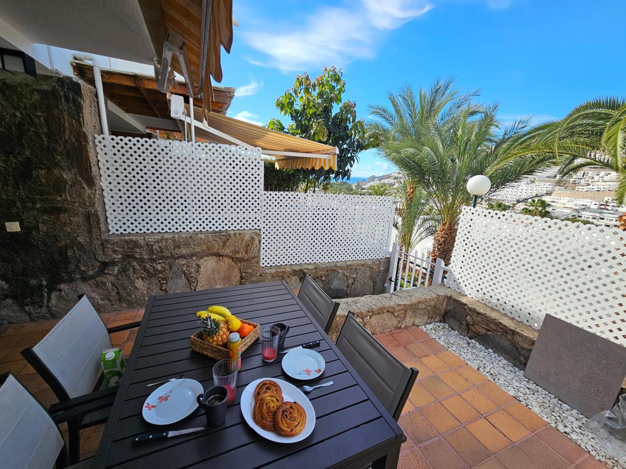Stylish And Comfortable Duplex Apartment Near Swimming Pool Моган Экстерьер фото
